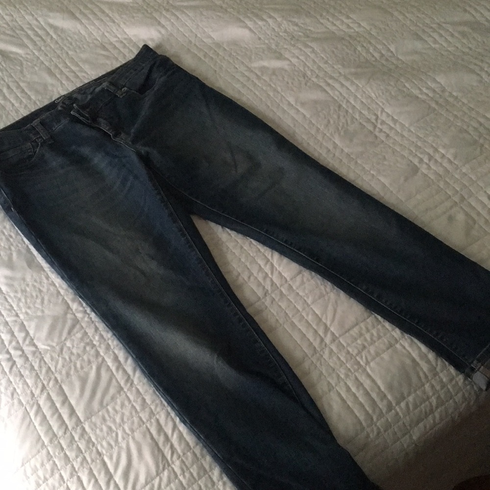 Gap straight fit